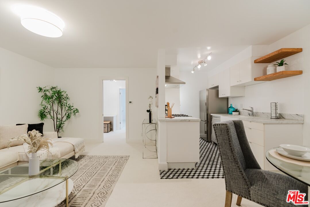 Photo of 2311 4th St #219, Santa Monica, CA 90405