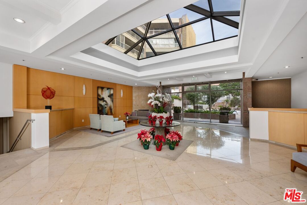 515 Ocean Ave Unit: 407S