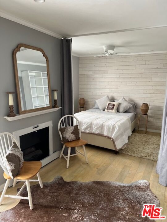 141 S Clark Dr Unit: 315