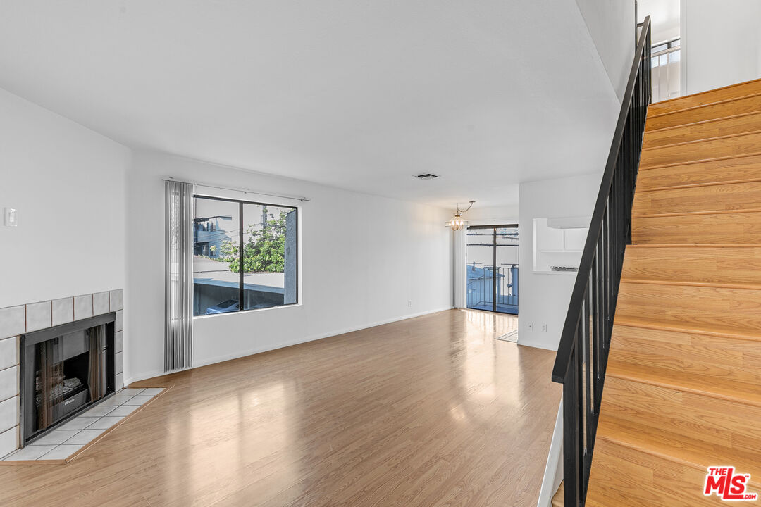 2490 Purdue Ave Unit: 7