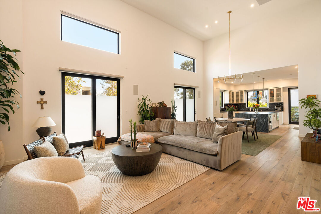 1333 Beverly Green Dr Unit: 301