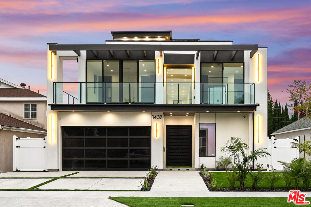1439 Edris Dr