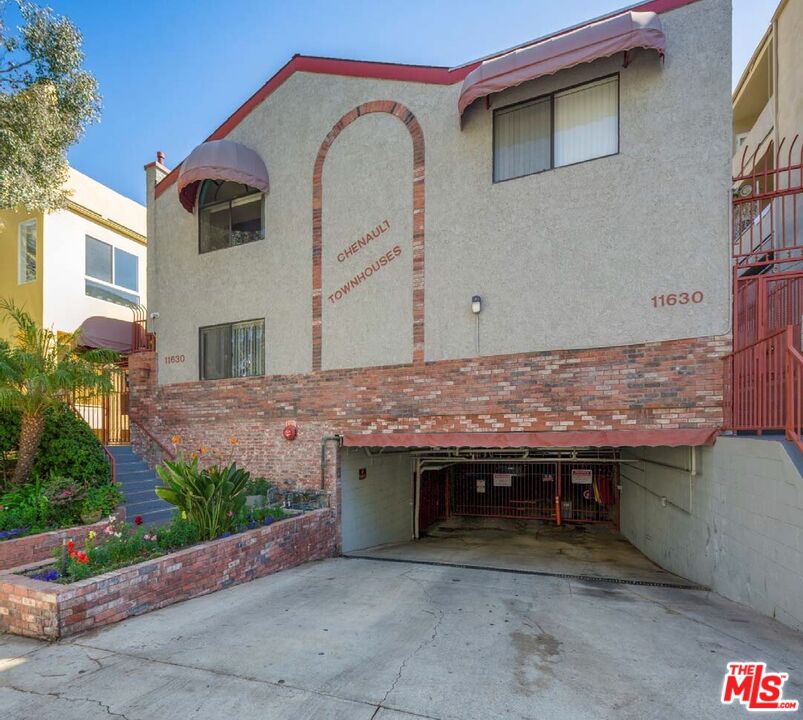 11630 Chenault St