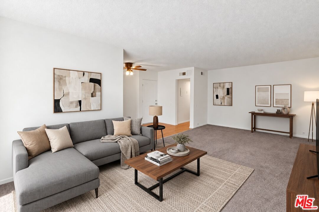 500 Evergreen St Unit: 306