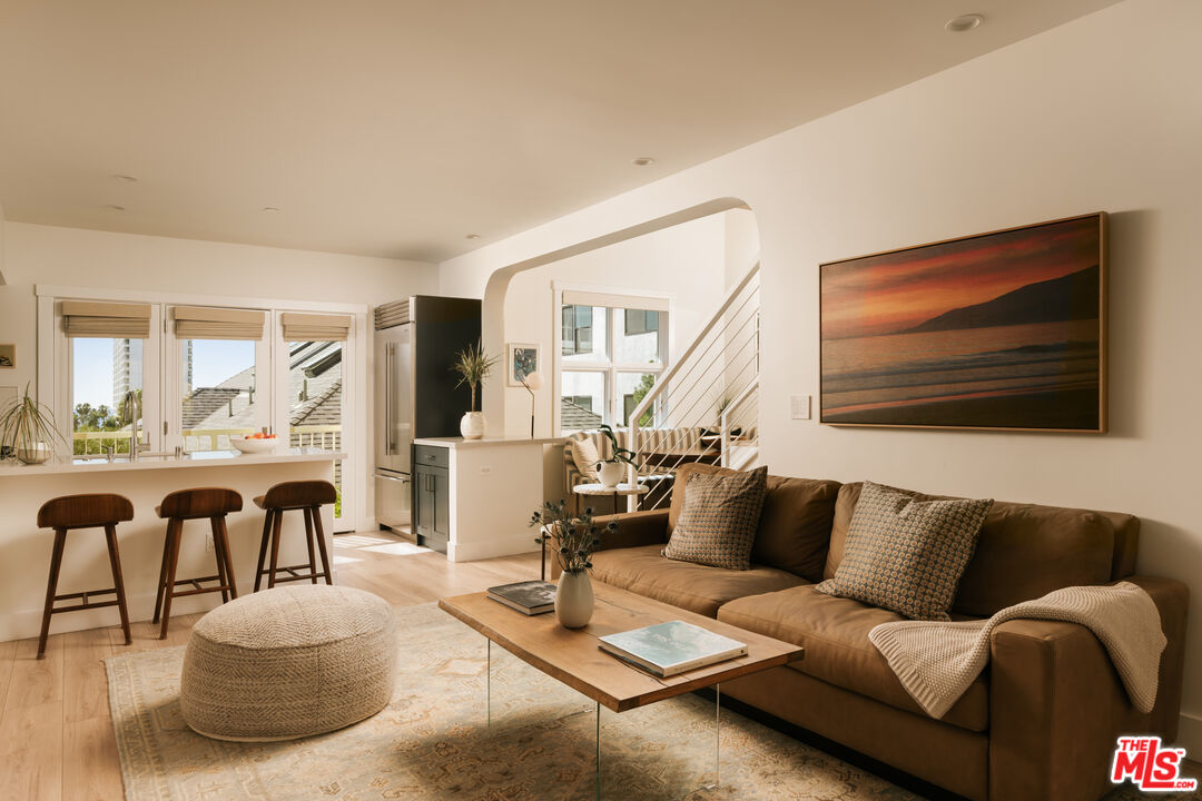 2817 3rd St Unit: 3