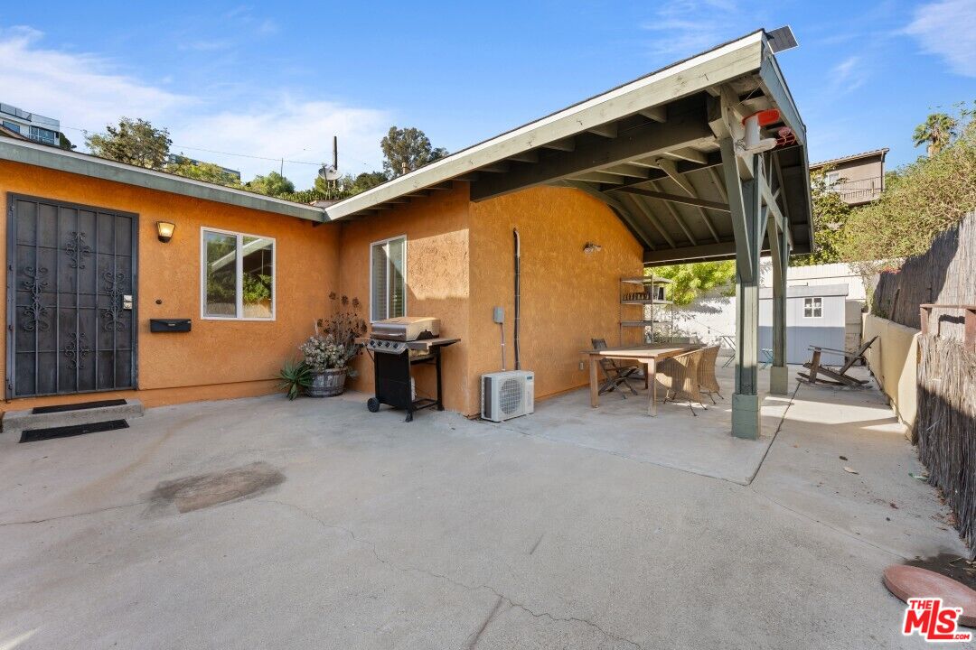 2223 Oak Glen Pl