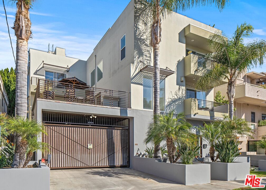 11851 Laurelwood Dr Unit 102