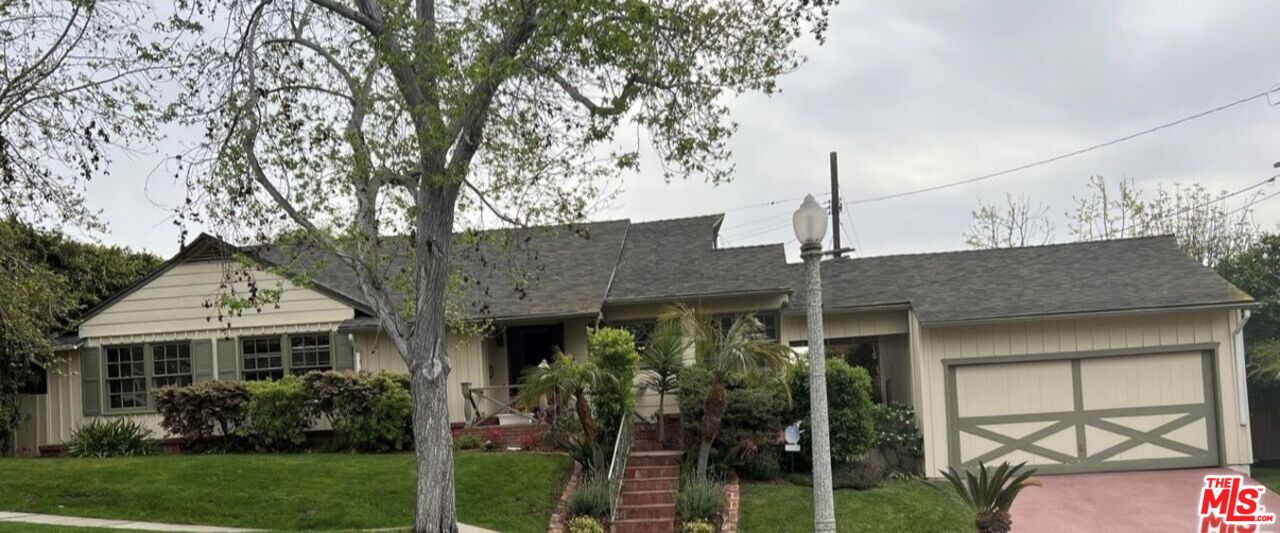 3116 Queensbury Dr