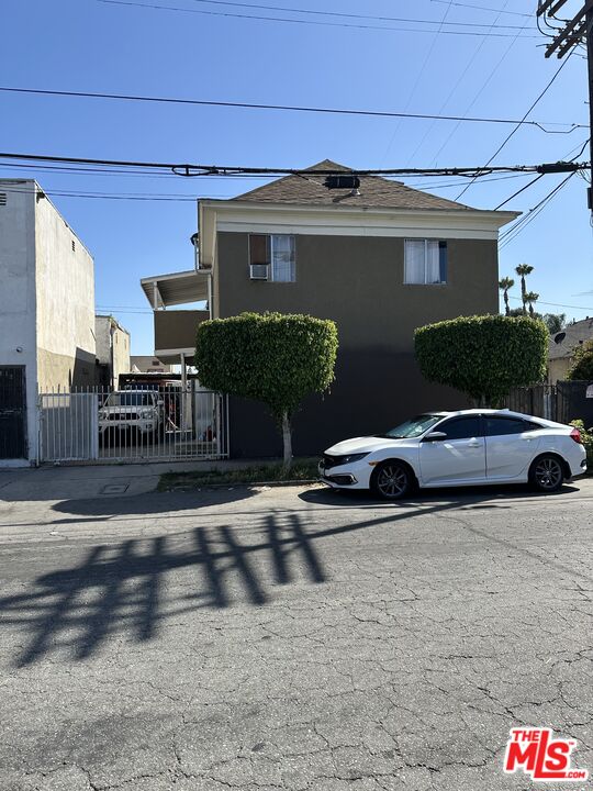 Property photo 1