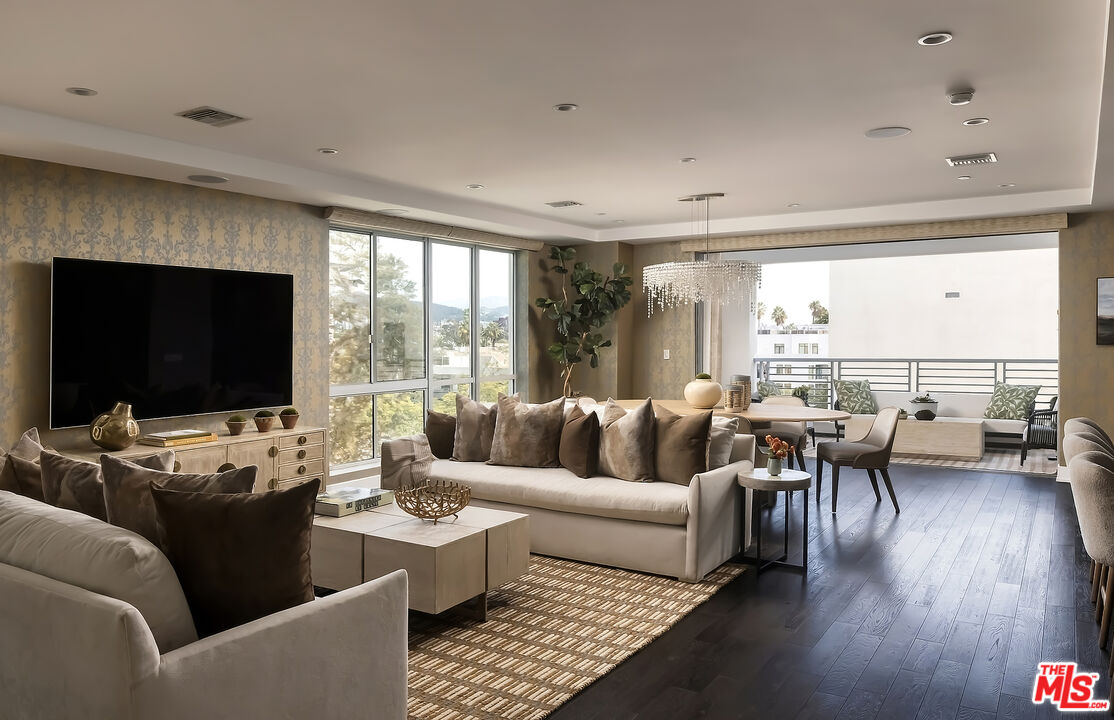450 N Palm Dr Unit 507