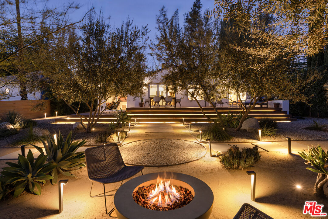 1323 Montecito Cir