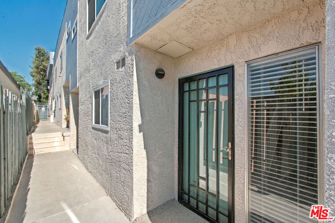 534 E Hazel St Unit: 6