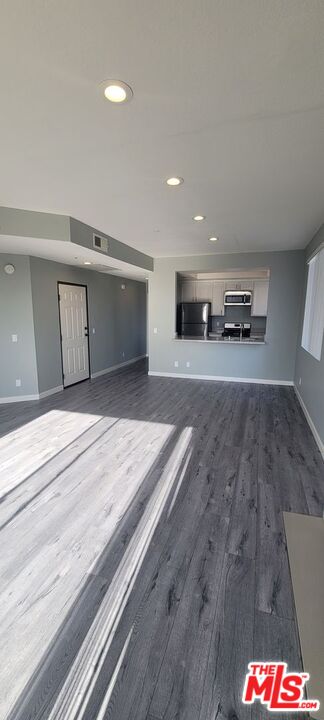 1457 S Shenandoah Ave Unit: 103