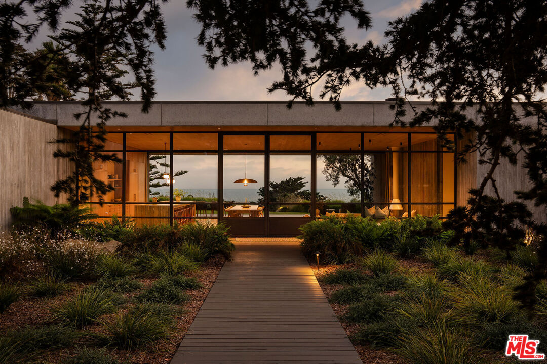 3150 Sea Cliff Clf