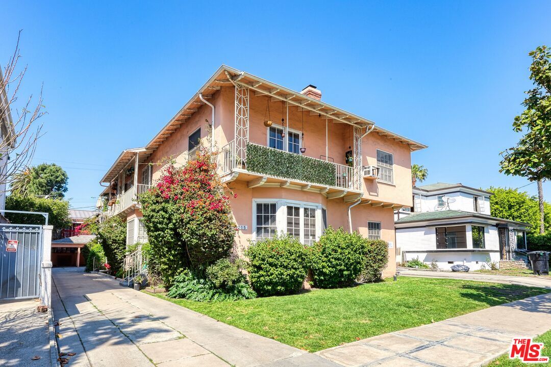 215 S Gale Dr