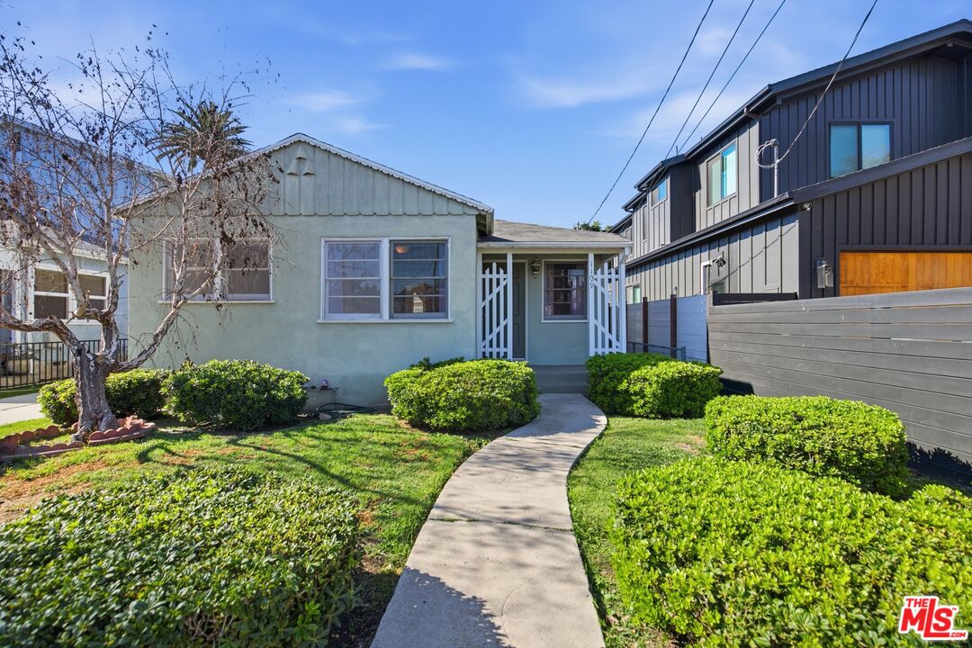 1109 Marco Pl