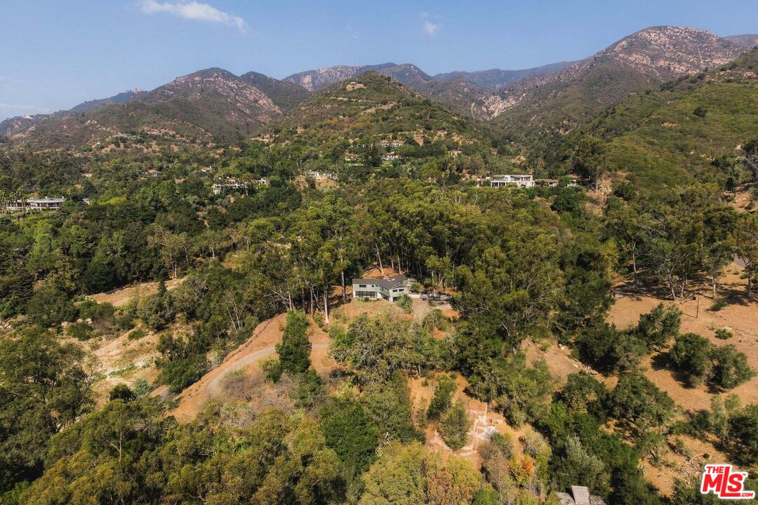 1030 E Mountain Dr