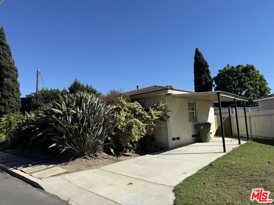 11790 Radio Dr