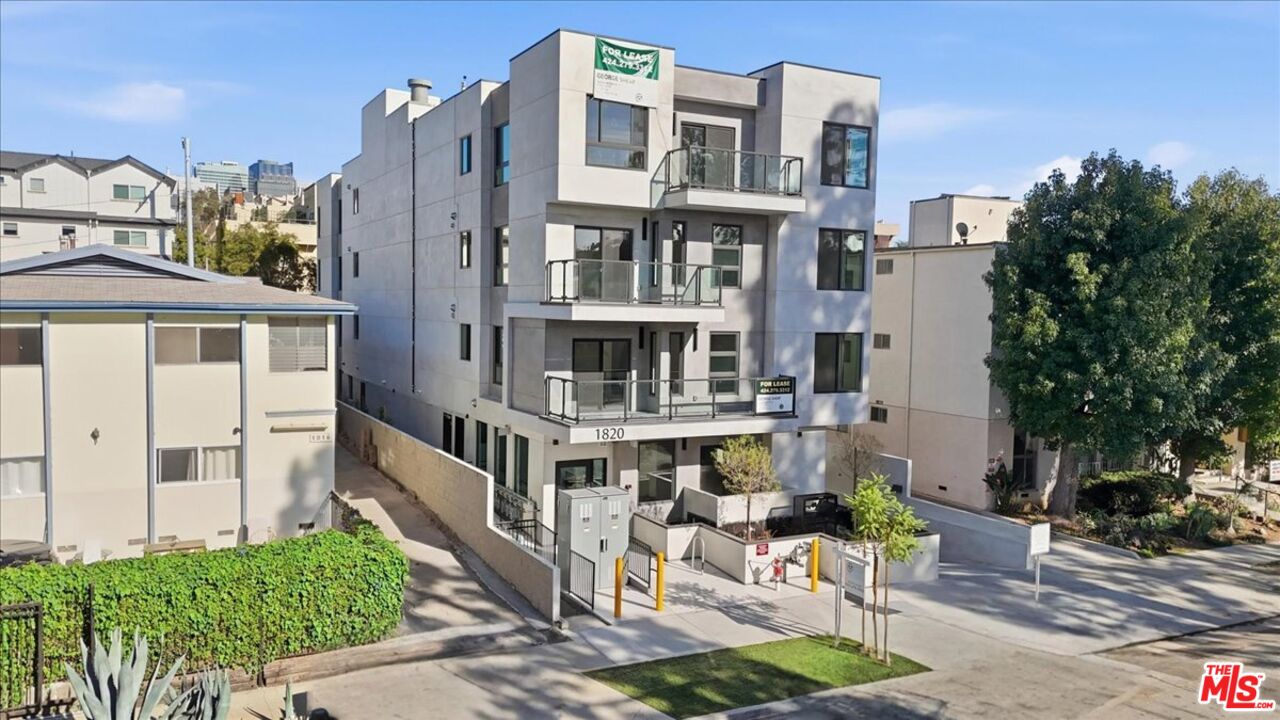 1820 Prosser Ave Unit: 202