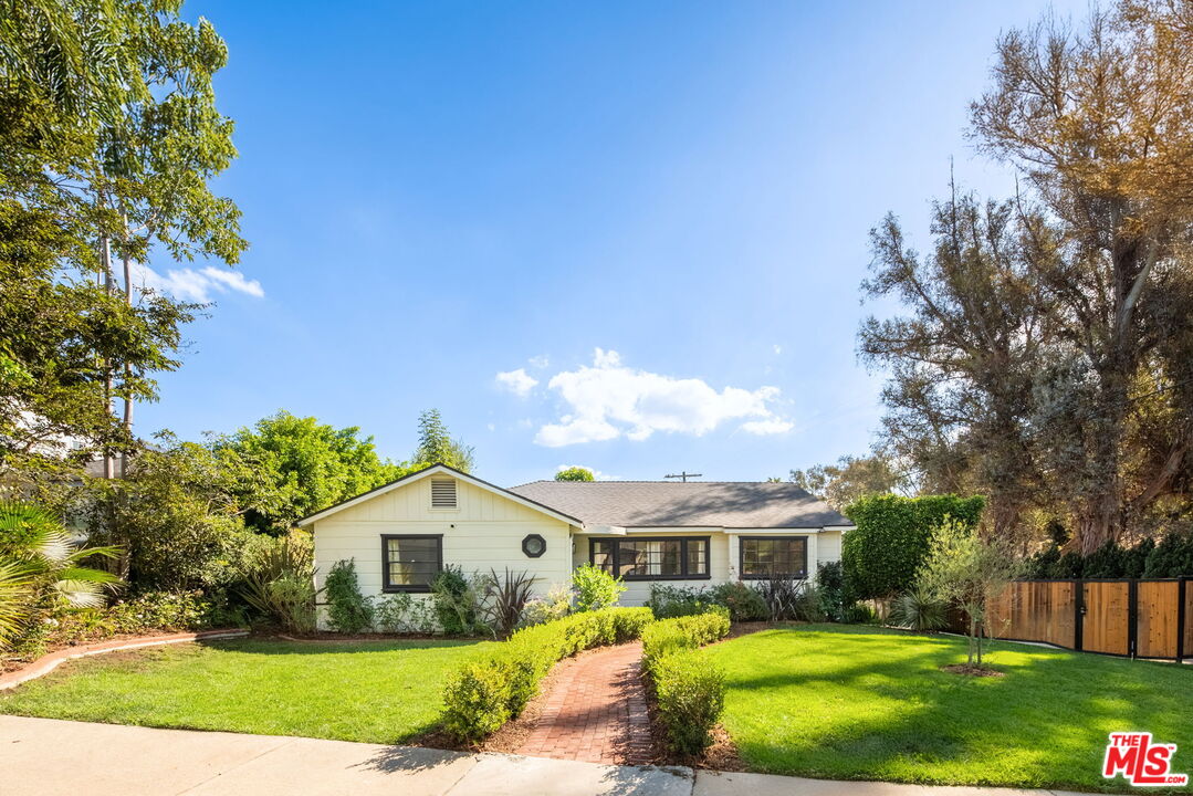 10340 Walavista Rd