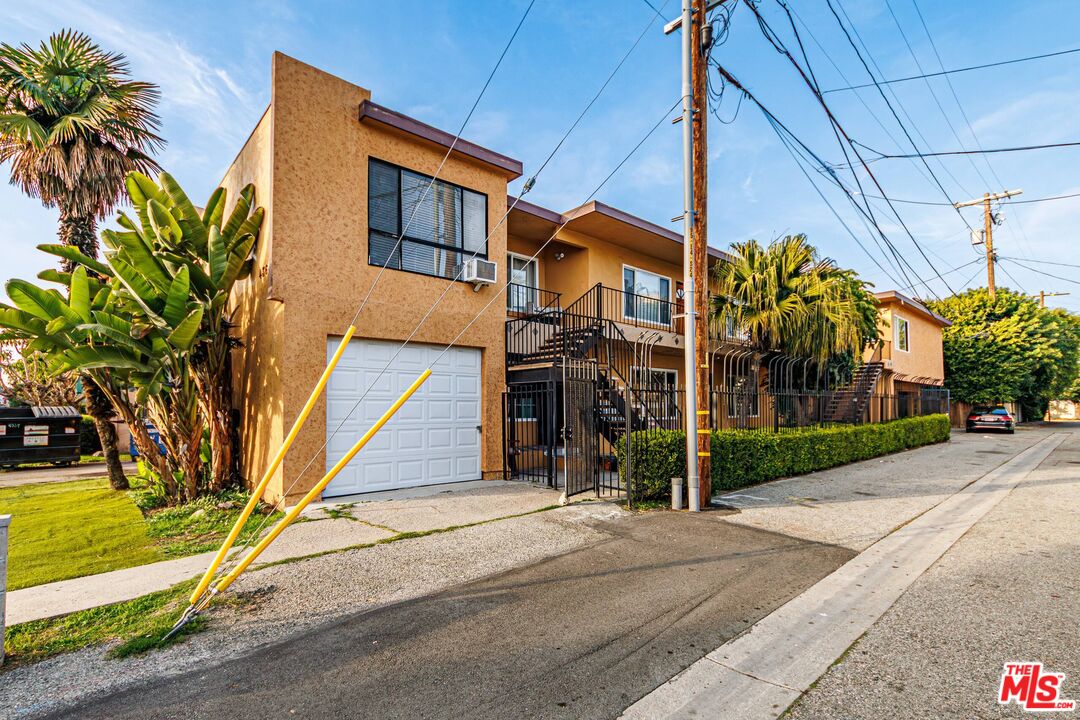 4364 Berryman Ave Unit: 1