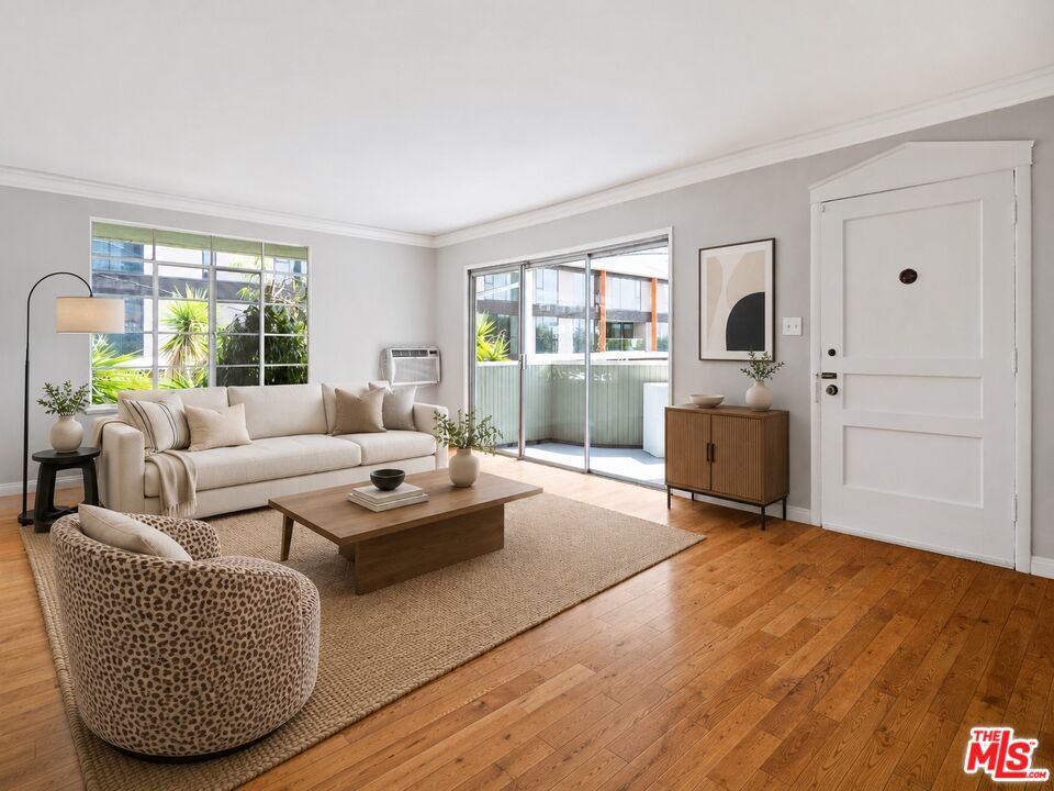 1323 N Olive Dr Unit: 41B