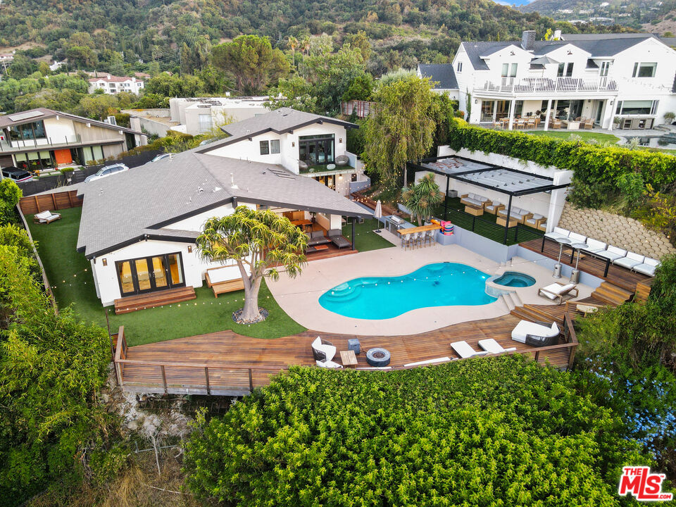 11308 Dona Teresa Dr
