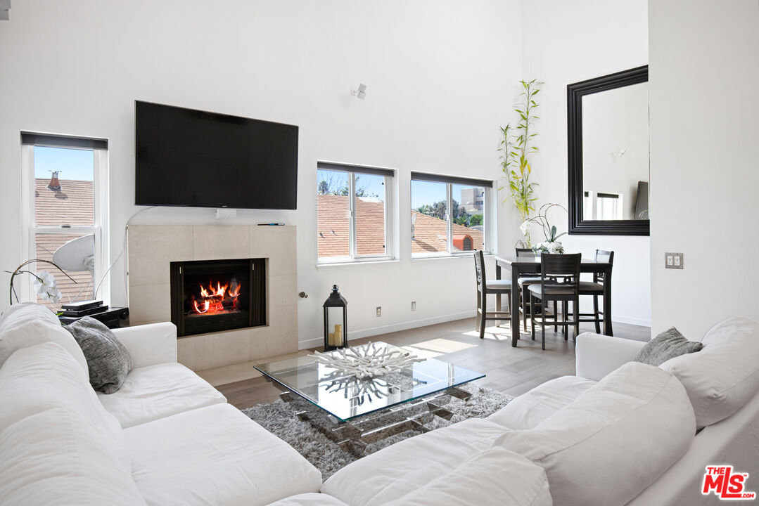 432 S Hamel Rd Unit: 302