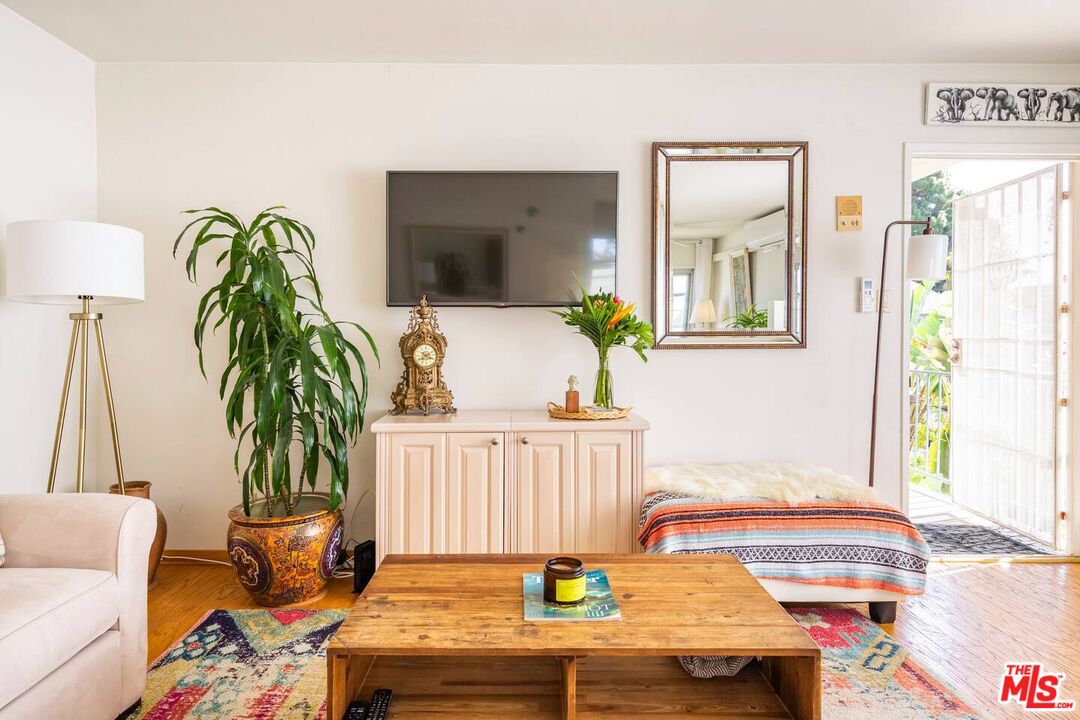 1418 Stanford St Unit: 7