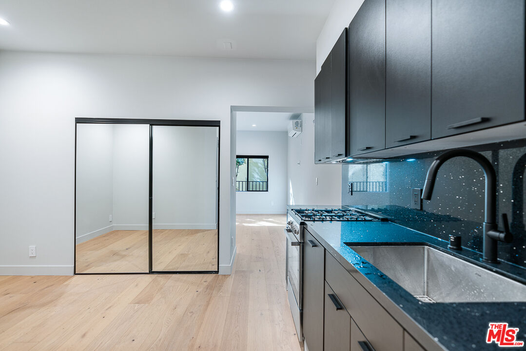 12320 MONTANA AVE Unit: 109