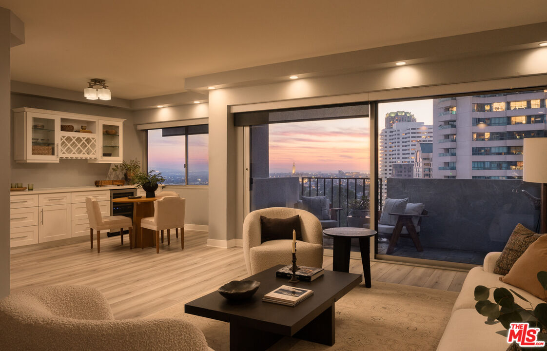 10450 Wilshire Blvd Unit: 12C