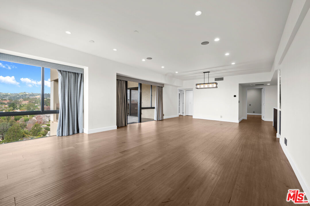 10445 Wilshire Blvd Unit: 1204