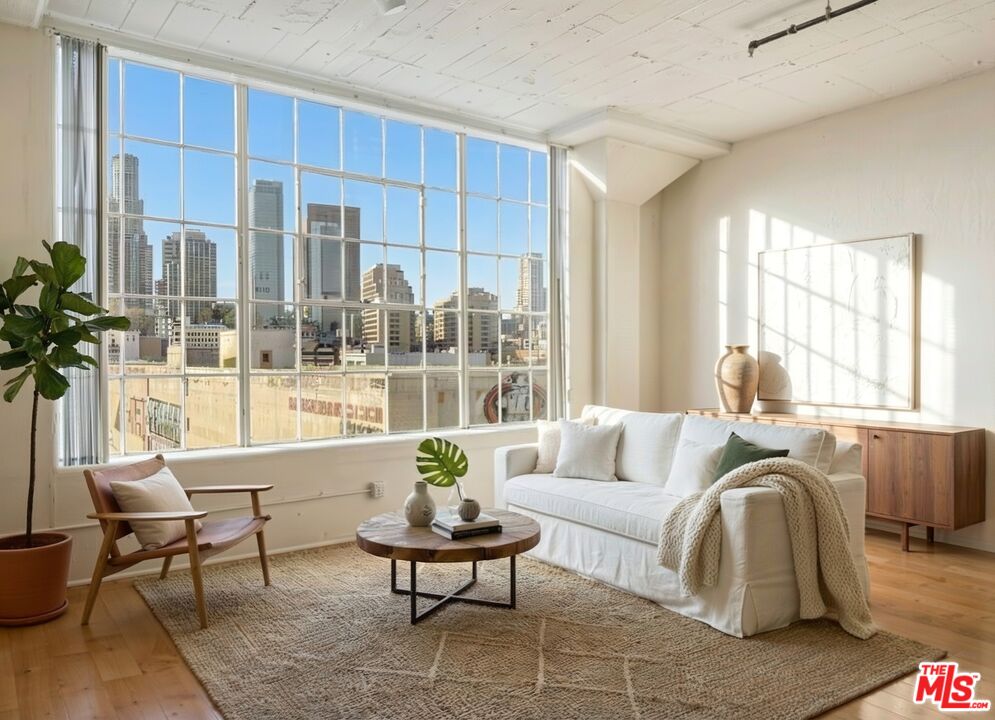 Photo of 420 S San Pedro St #509, Los Angeles, CA 90013