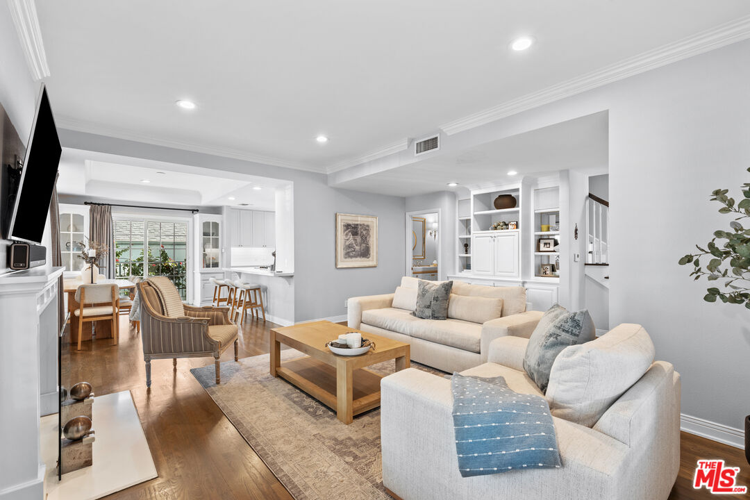 1144 Yale St Unit: 1