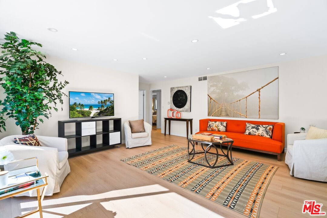 1336 Princeton St Unit: 2