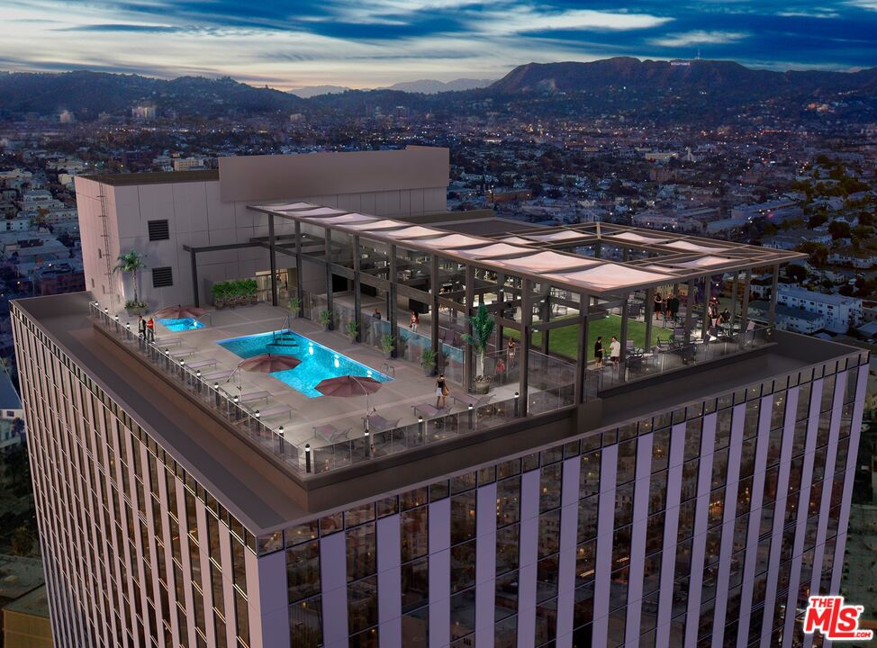 Photo of 3810 Wilshire Blvd, Los Angeles, CA 90010