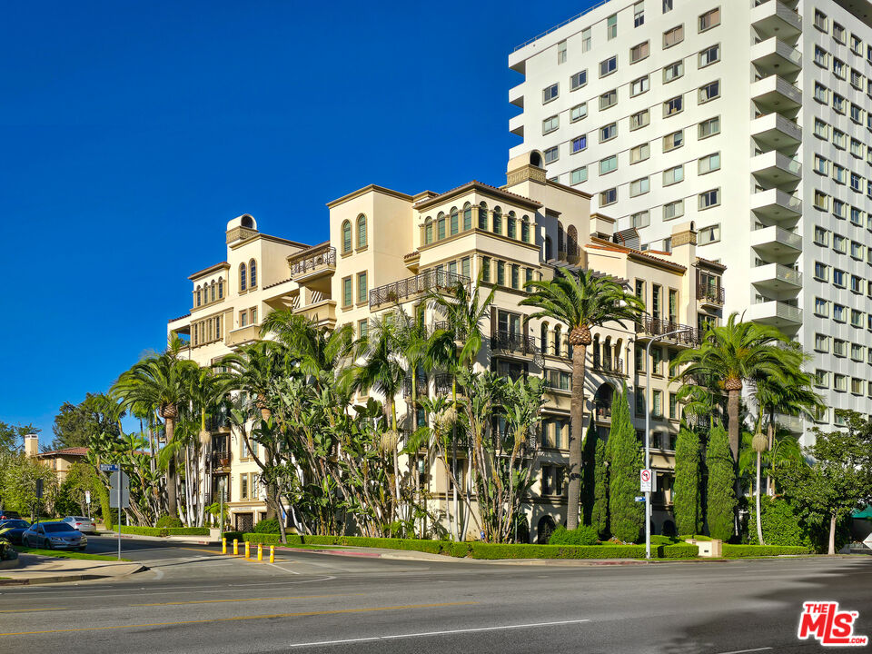 10795 Wilshire Blvd Unit: 304