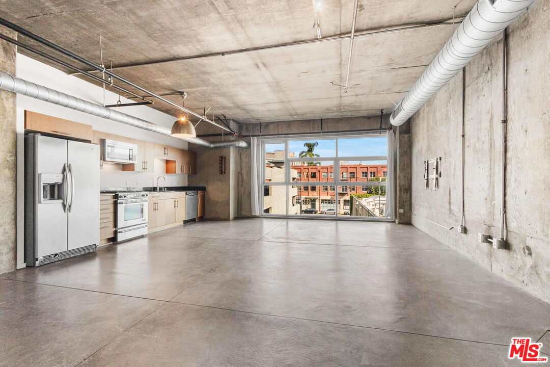 Photo of 510 S Hewitt St #316, Los Angeles, CA 90013