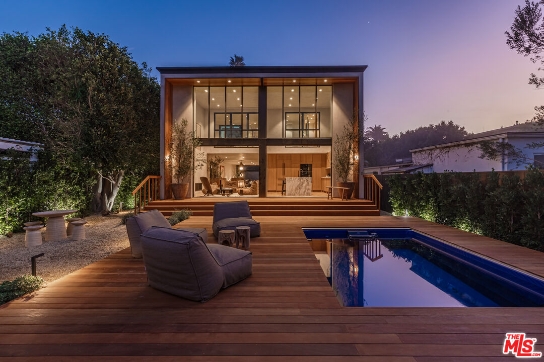 23505 Malibu Colony Rd