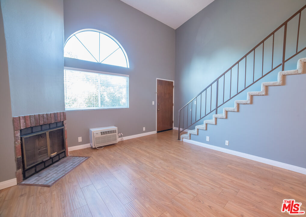 3970 Moore St Unit: 5