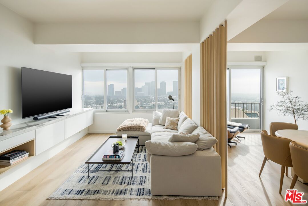 10501 Wilshire Blvd Unit: 2209