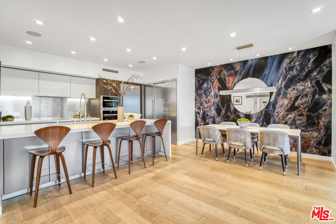 515 Ocean Ave Unit: 706S