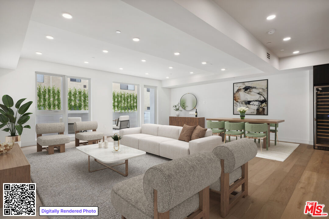 505 S Barrington Ave Unit: 104