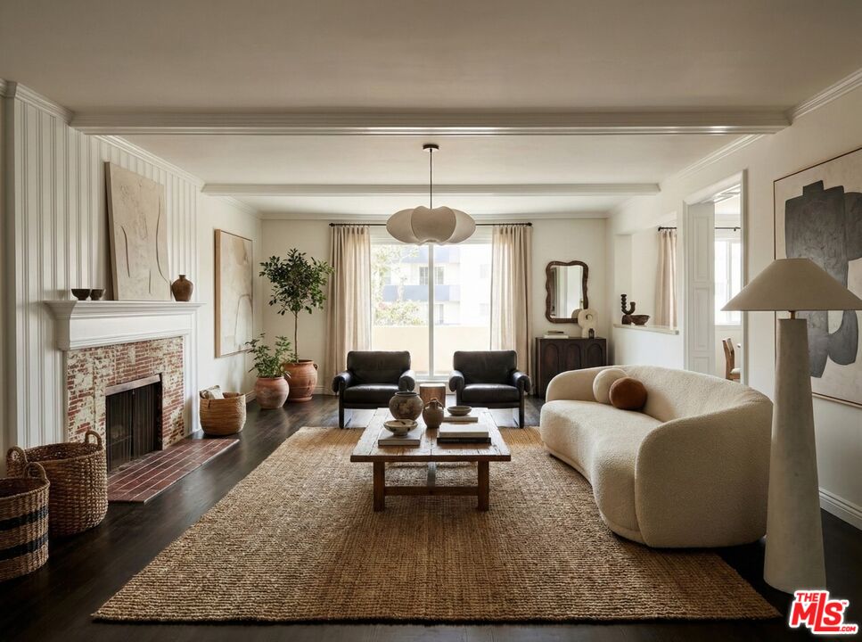 1366 S Beverly Glen Blvd Unit: 1366