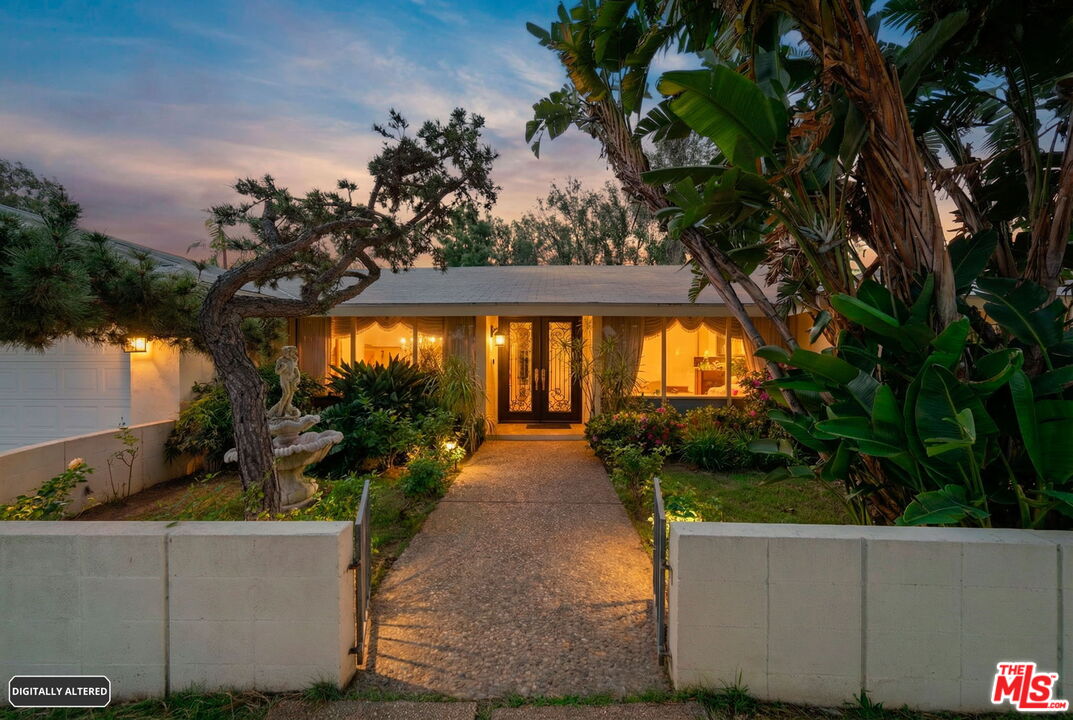 1263 Monaco Dr