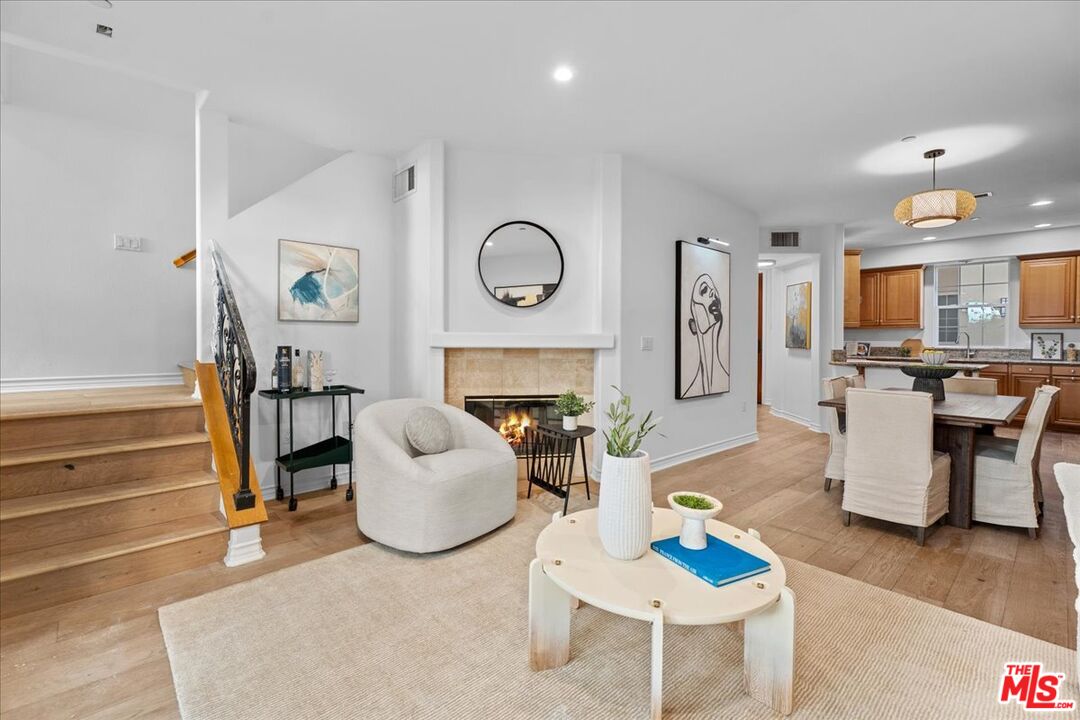 5935 Playa Vista Dr Unit: 113