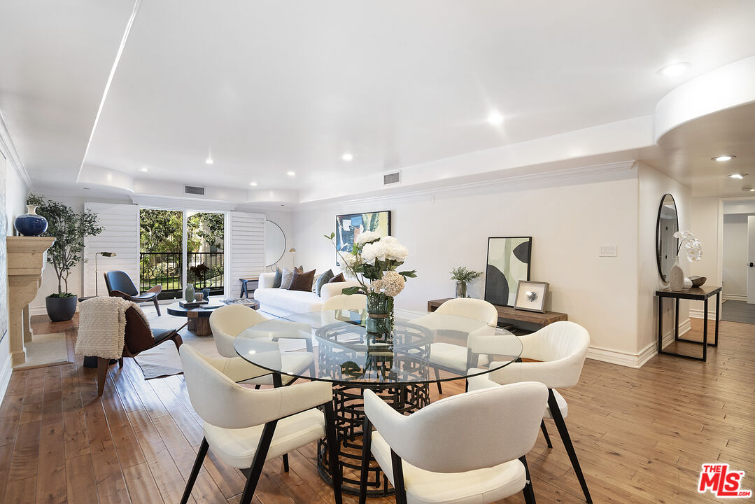 10390 La Grange Ave Unit: X02