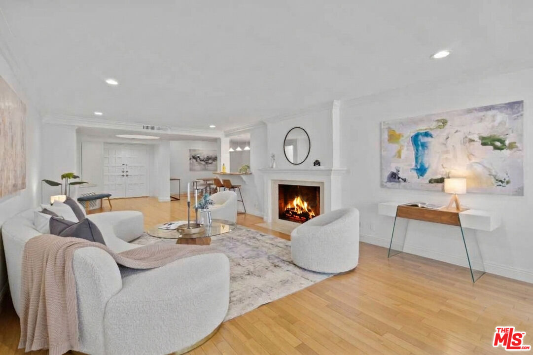 1531 Camden Ave Unit: 106