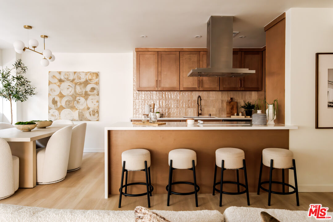 Photo of 10701 Wilshire Blvd, Los Angeles, CA 90024