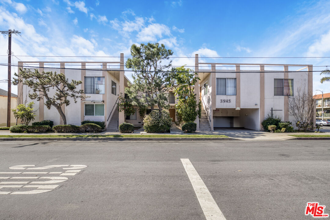 3945 Frances Ave